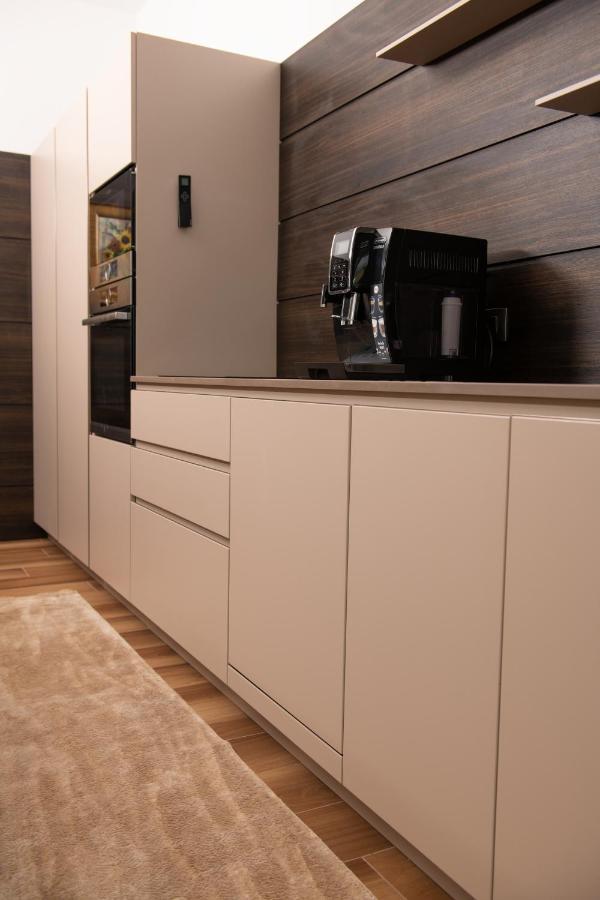 Apartments Jasmin เมดูลิน ภายนอก รูปภาพ